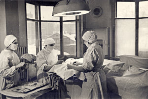 Операционная поликлиники в середине 50-х