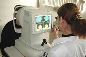 Проведение кератотографии и авторефрактометрии на приборе OPD-Scan фирмы NIDEK (Япония)