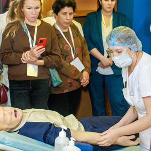 Участники могли принять участие в секции, посвящённой практическим занятиям, и отработать мануальные навыки