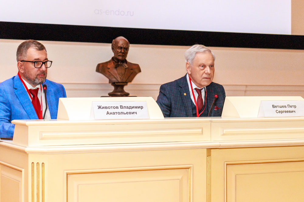 Владимир Анатольевич Животов, Петр Сергеевич Ветшев