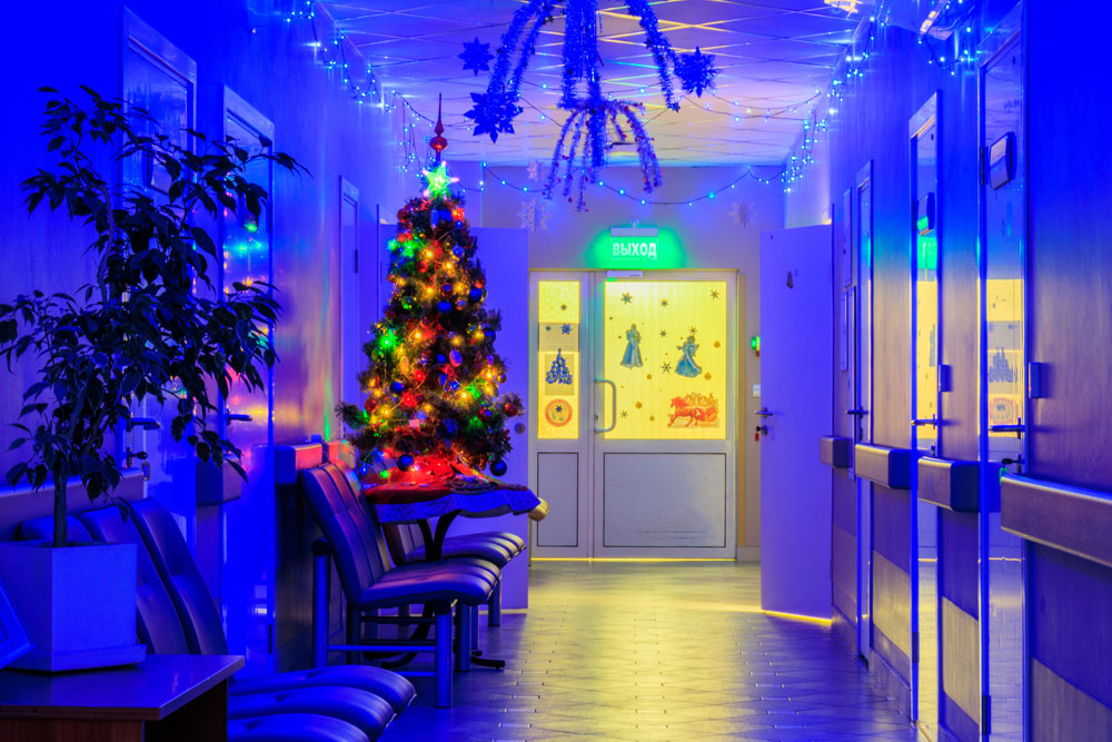 Для пациентов создали сказочную атмосферу в каждом отделении