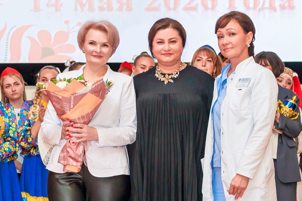 Сердечные поздравления коллег с Международным днём медицинской сестры