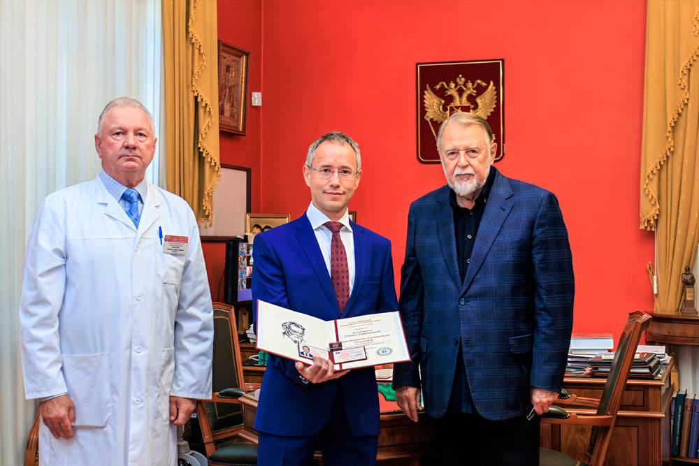 Вручение диплома и знака член-корреспондента РАЕН Ренату Равилевичу Богданову