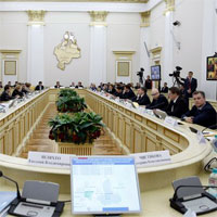 Заседание президиума Совета при Президенте России по реализации приоритетных национальных проектов и демографической политике